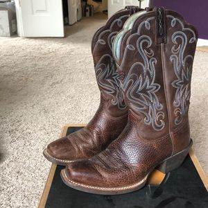 Ladies western boots
